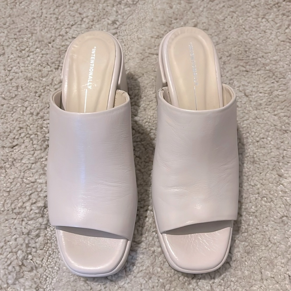 Intentionally Blank Mary Platform Heel Slides